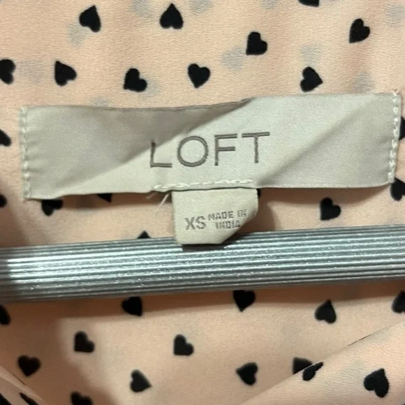 LOFT Pink Heart Print Ruffle Sleeve Top – XS - Picture 5 of 6